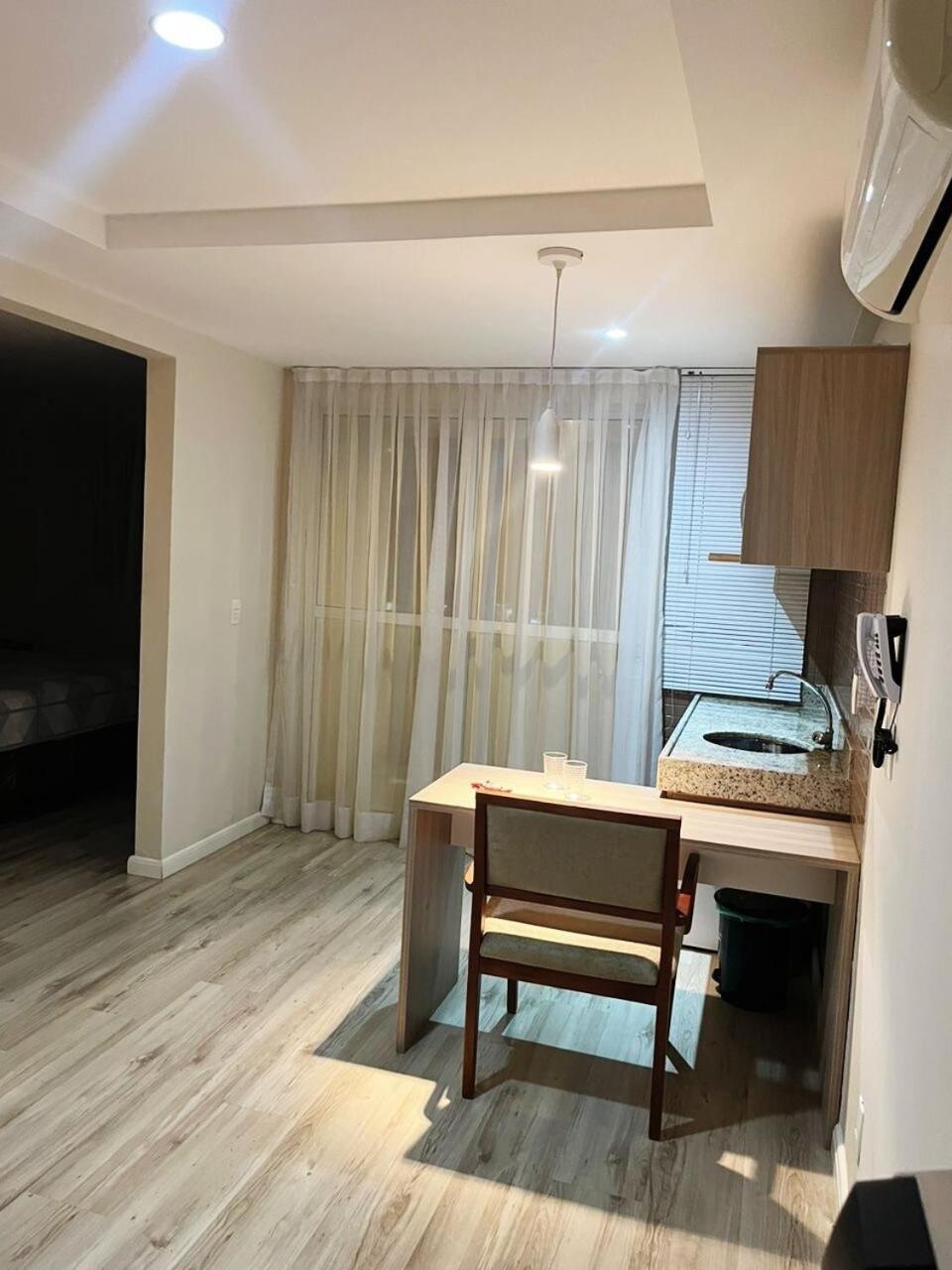 Lindo Flat Em Campo Grande Apartamento *